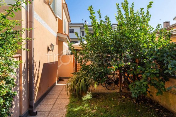 appartamento in affitto a Fiumicino in zona Fregene