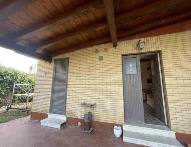 casa indipendente in affitto a Fiumicino in zona Focene