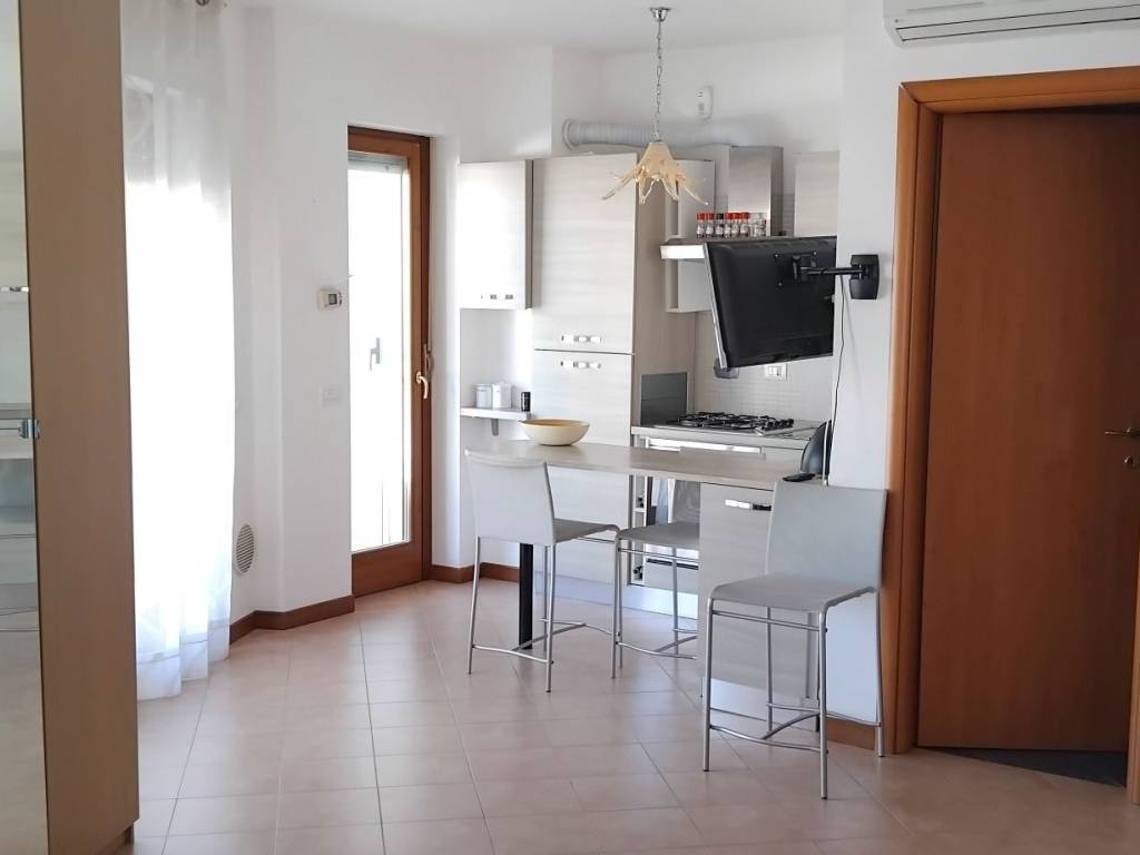 appartamento in affitto a Fiumicino in zona Fregene