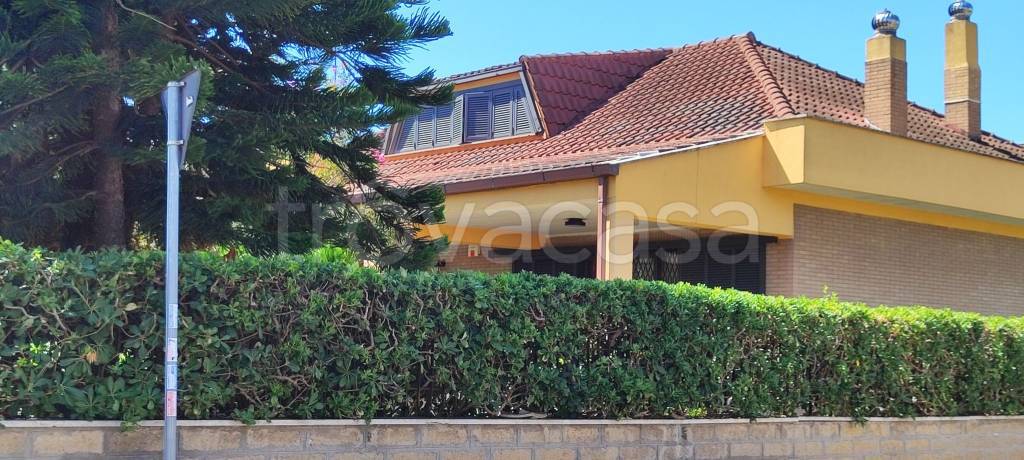 casa indipendente in affitto a Fiumicino in zona Isola Sacra
