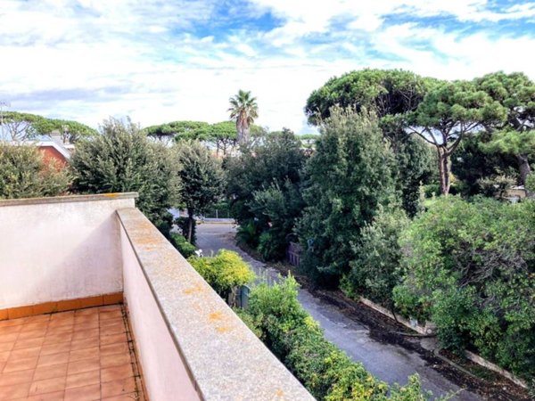 casa indipendente in affitto a Fiumicino in zona Fregene