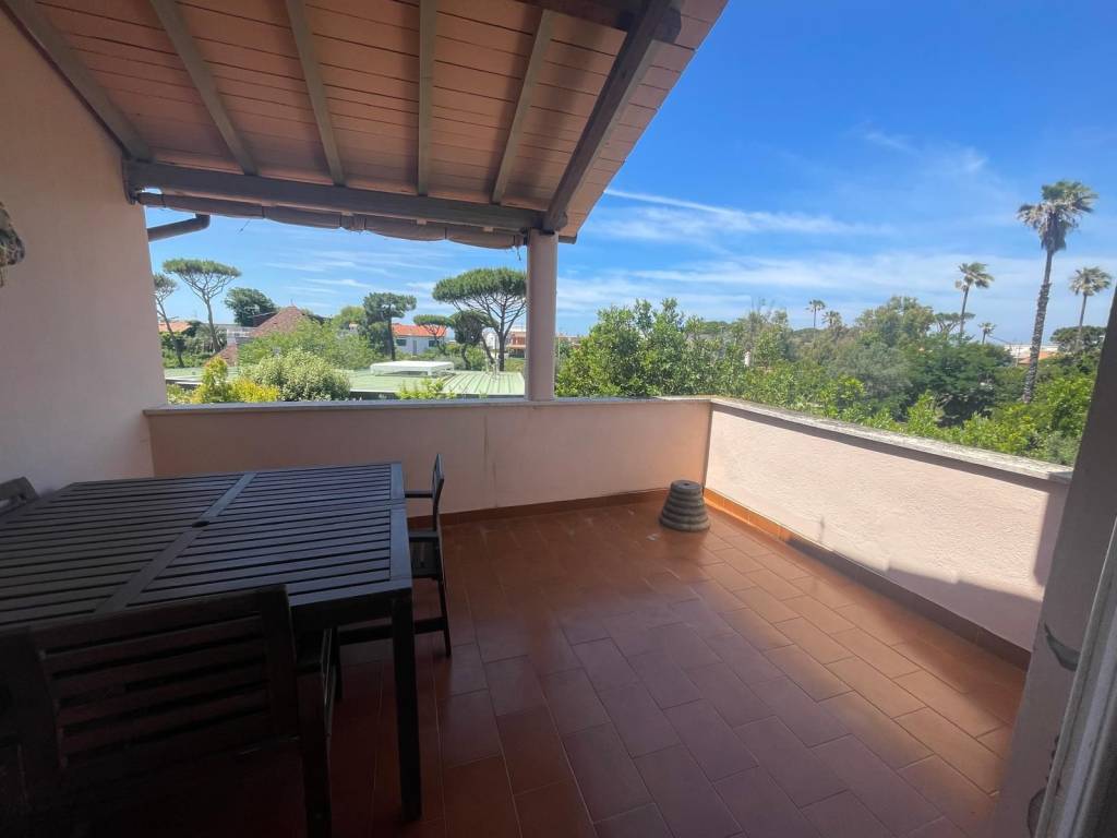 appartamento in affitto a Fiumicino in zona Fregene