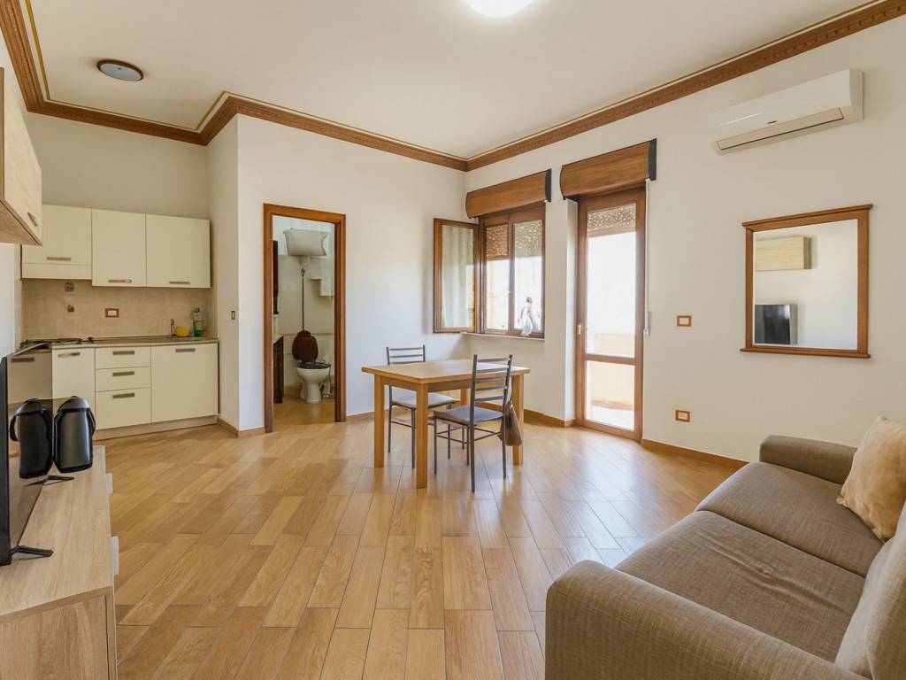 appartamento in affitto a Fiumicino in zona Isola Sacra