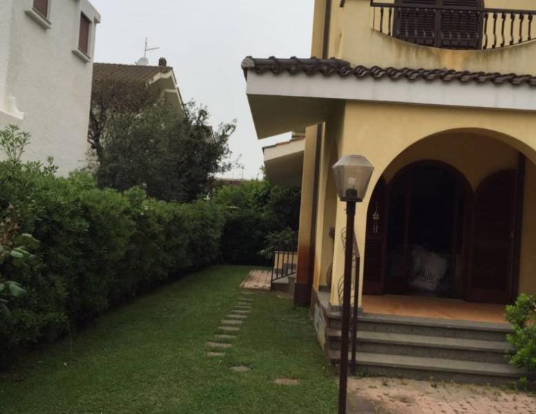 casa indipendente in affitto a Fiumicino in zona Fregene