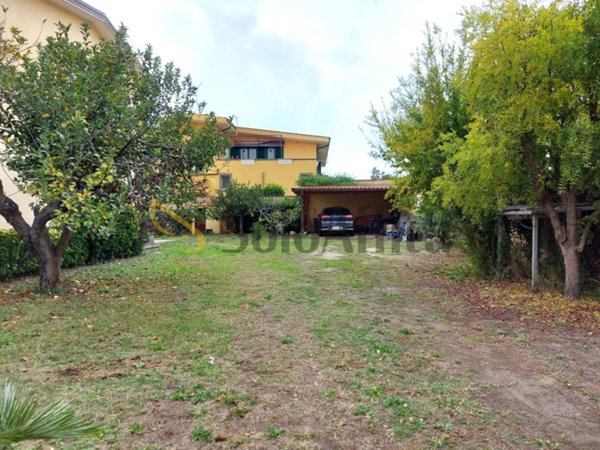 appartamento in affitto a Fiumicino in zona Isola Sacra