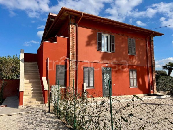 appartamento in affitto a Fiumicino in zona Maccarese