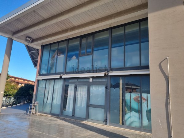 locale commerciale in affitto a Fiumicino