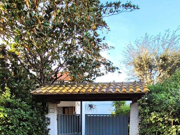 casa indipendente in affitto a Fiumicino in zona Fregene