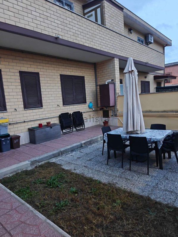 appartamento in affitto a Fiumicino in zona Isola Sacra