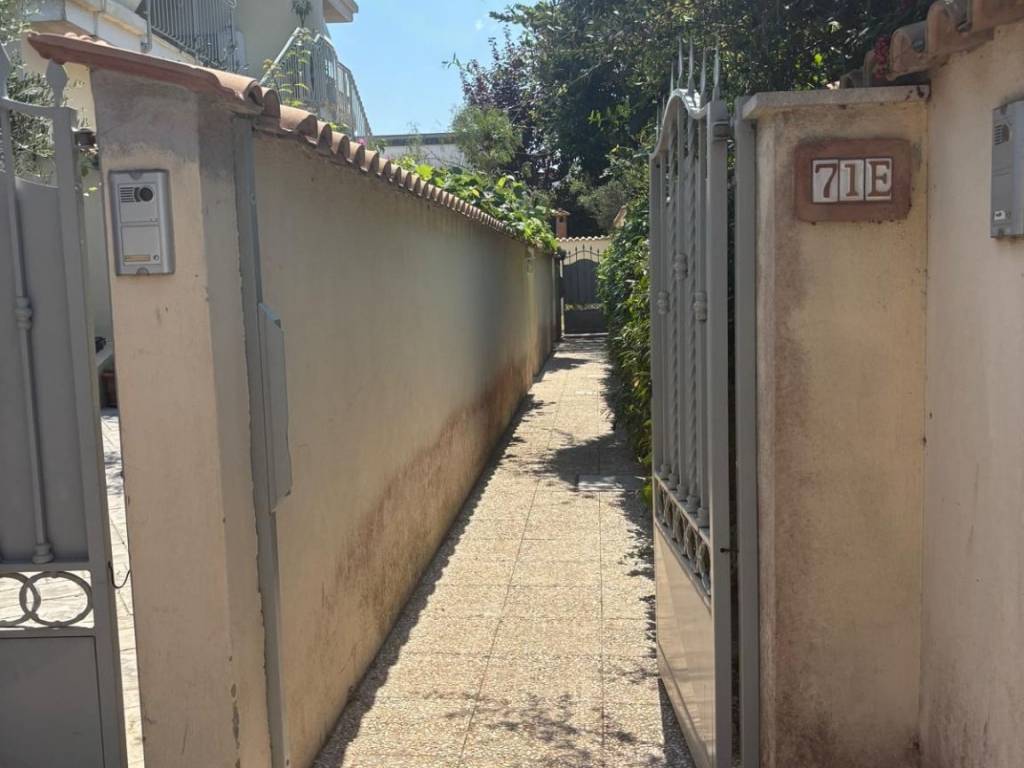 appartamento in affitto a Fiumicino in zona Fregene