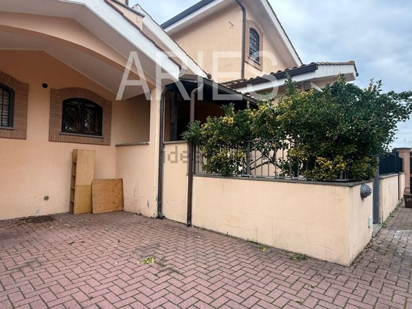 appartamento in affitto a Fiumicino in zona Isola Sacra