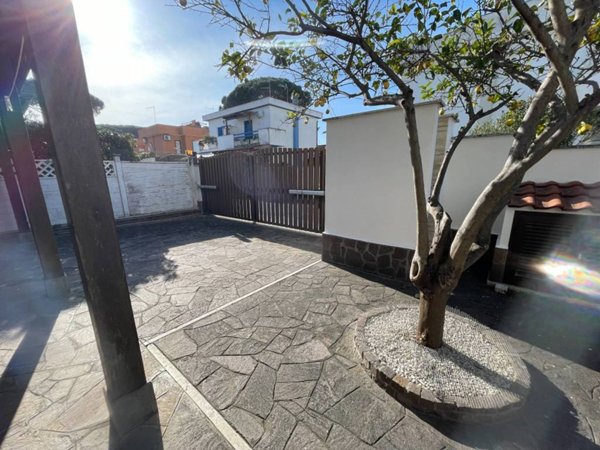 casa indipendente in affitto a Fiumicino in zona Maccarese