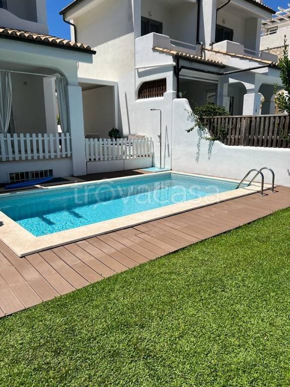 casa indipendente in affitto a Fiumicino in zona Fregene