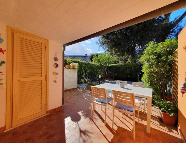 casa indipendente in affitto a Fiumicino in zona Fregene