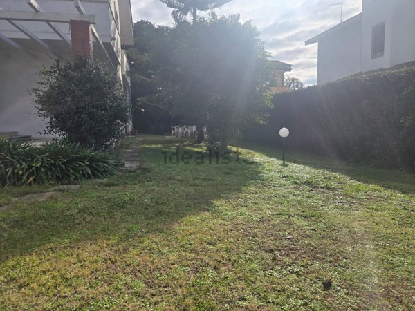 casa indipendente in affitto a Fiumicino