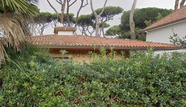casa indipendente in affitto a Fiumicino in zona Fregene