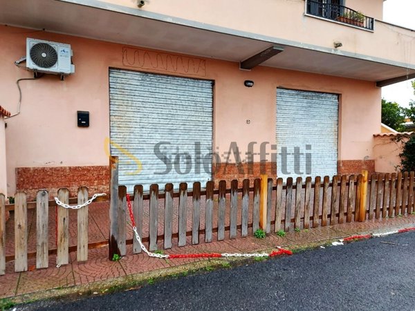 ufficio in affitto a Fiumicino in zona Isola Sacra