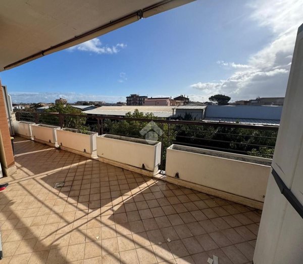 appartamento in affitto a Fiumicino in zona Isola Sacra