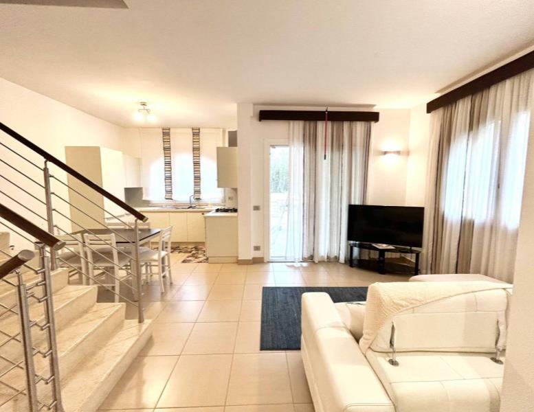 casa indipendente in affitto a Fiumicino in zona Fregene