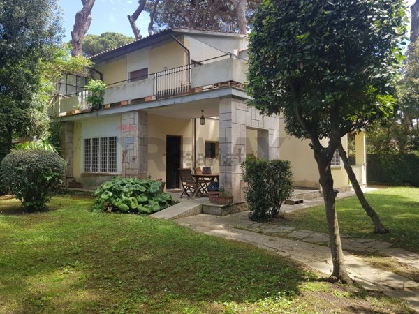 appartamento in affitto a Fiumicino in zona Fregene