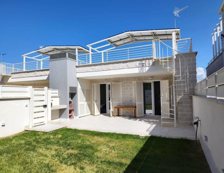 casa indipendente in affitto a Fiumicino in zona Fregene