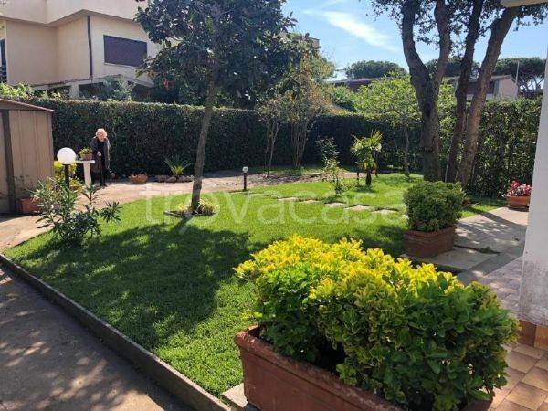 casa indipendente in affitto a Fiumicino in zona Fregene