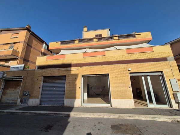 loft in affitto a Fiumicino in zona Isola Sacra