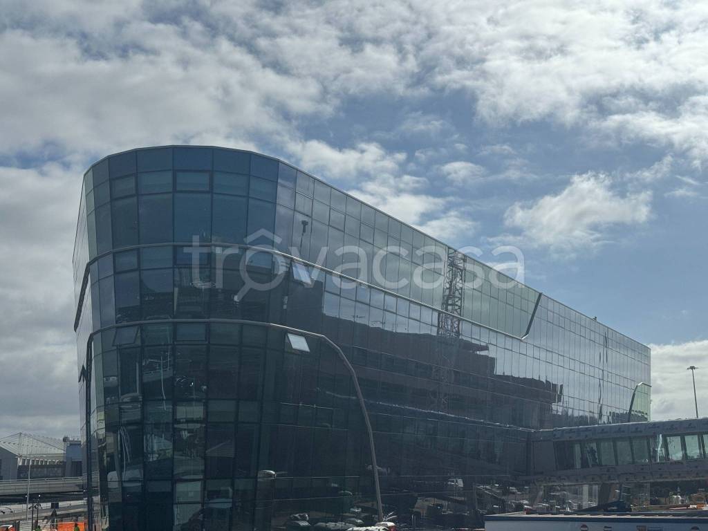 ufficio in affitto a Fiumicino in zona Aeroporto 