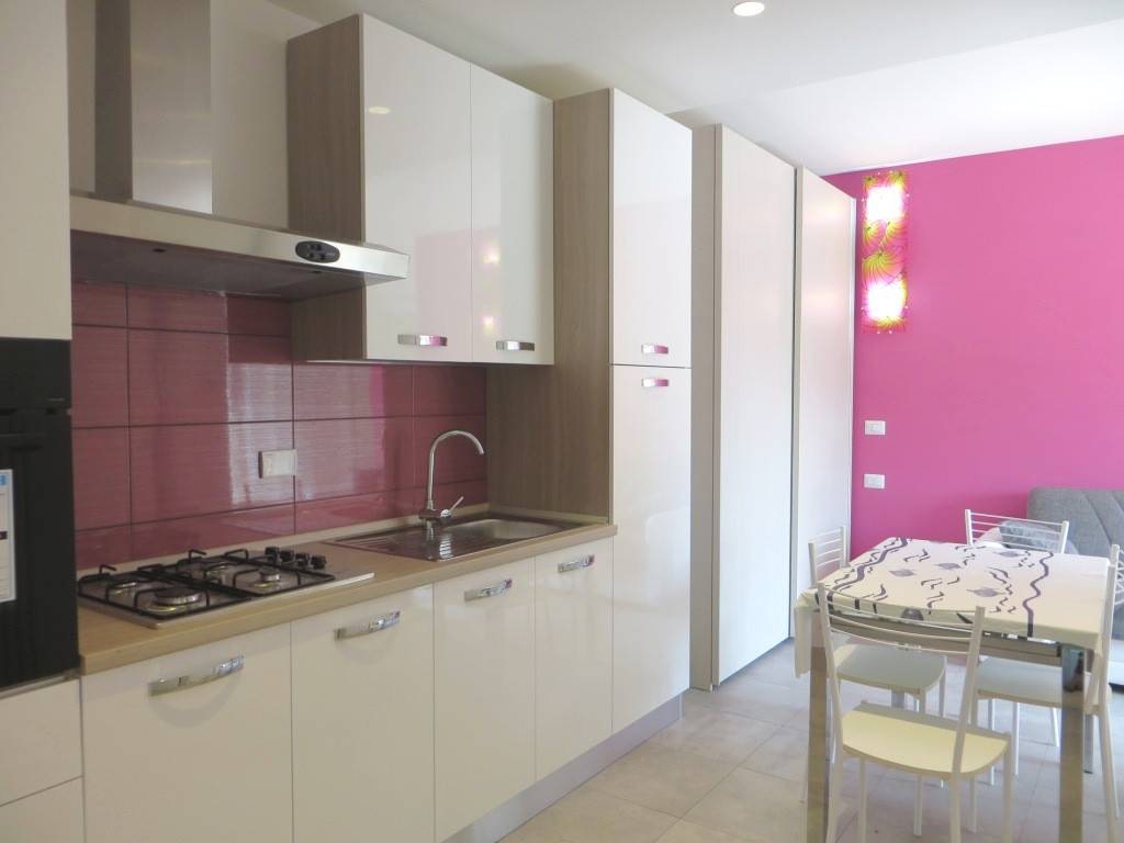 appartamento in affitto a Fiumicino in zona Isola Sacra