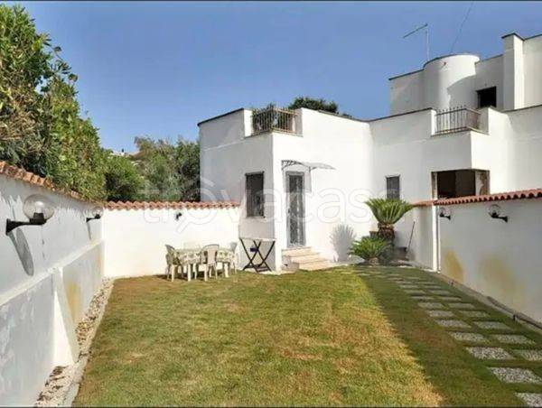 casa indipendente in affitto a Fiumicino in zona Focene