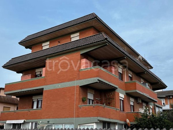 appartamento in affitto a Fiumicino in zona Isola Sacra