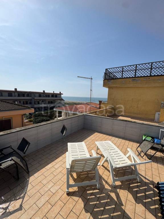 casa indipendente in affitto a Fiumicino in zona Focene