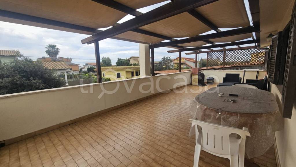 appartamento in affitto a Fiumicino in zona Focene