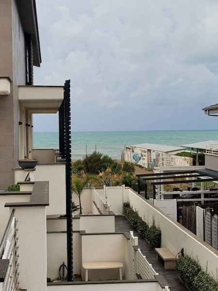 appartamento in affitto a Fiumicino in zona Isola Sacra