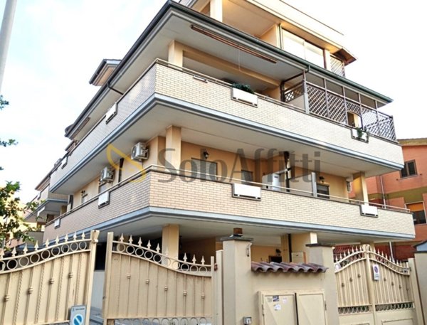 appartamento in affitto a Fiumicino in zona Isola Sacra