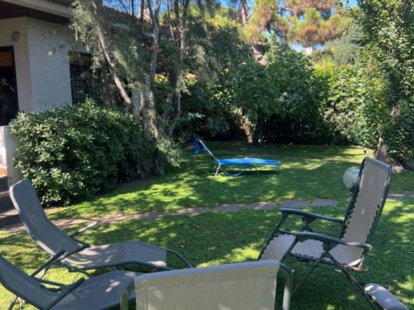 casa indipendente in affitto a Fiumicino in zona Fregene