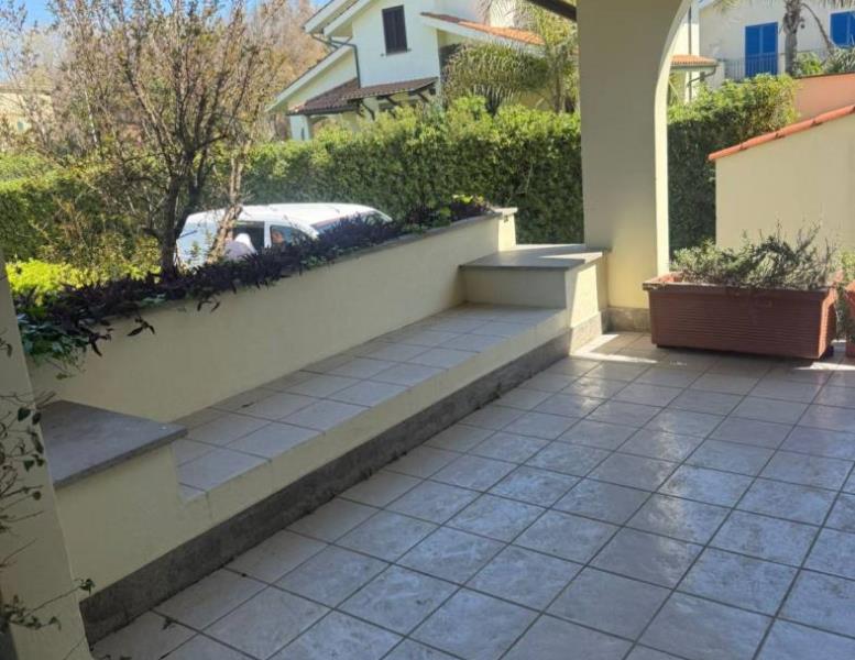 casa indipendente in affitto a Fiumicino in zona Fregene