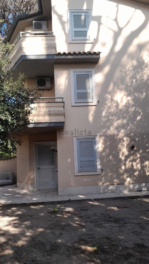 casa indipendente in affitto a Fiumicino in zona Fregene