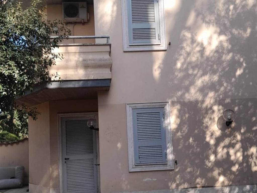 casa indipendente in affitto a Fiumicino in zona Fregene