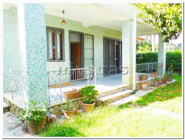 casa indipendente in affitto a Fiumicino in zona Fregene