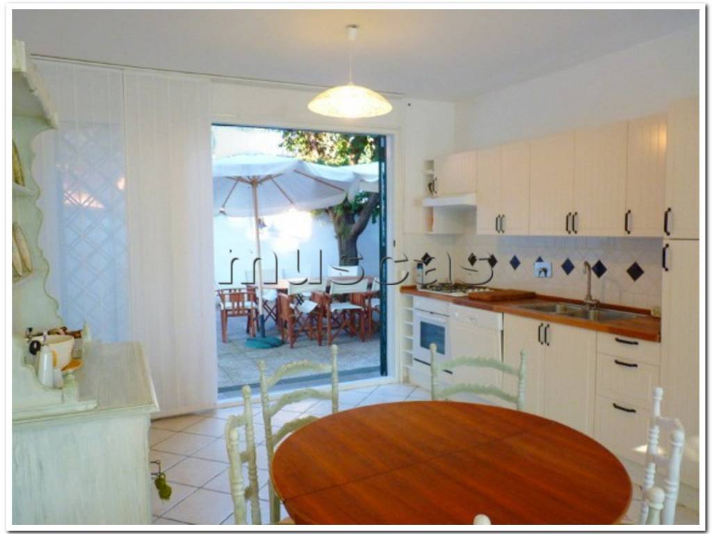 appartamento in affitto a Fiumicino in zona Maccarese