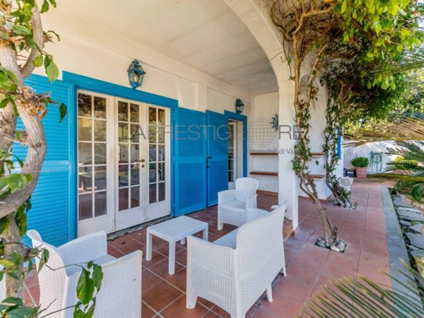 casa indipendente in affitto a Fiumicino in zona Fregene