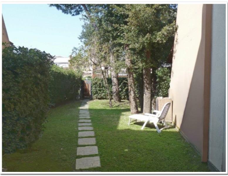 villa in affitto a Fiumicino in zona Fregene