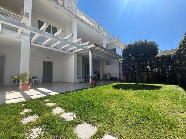 appartamento in affitto a Fiumicino in zona Fregene