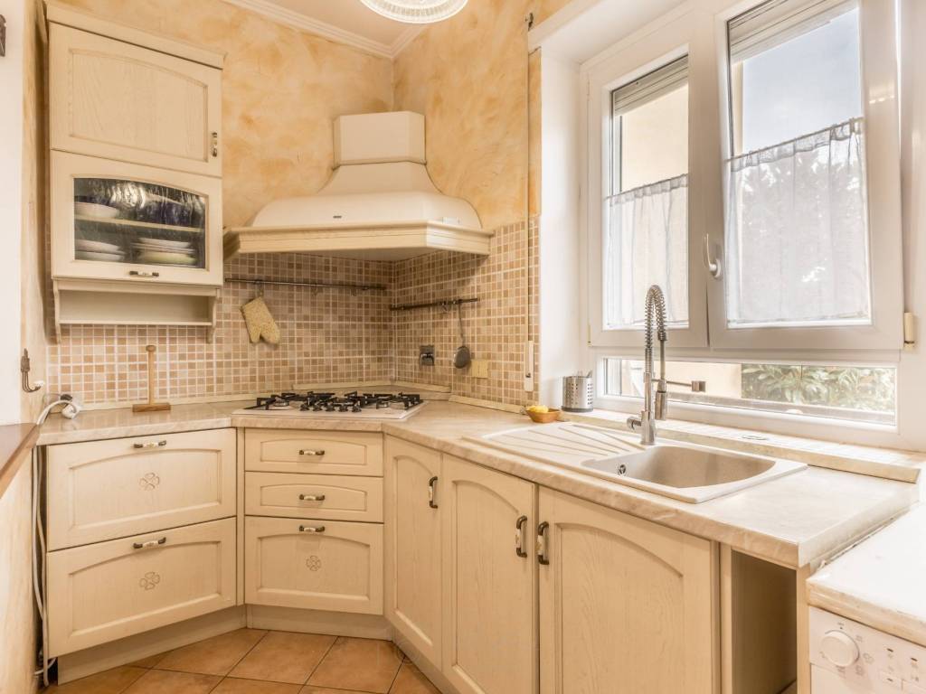 appartamento in affitto a Fiumicino in zona Isola Sacra