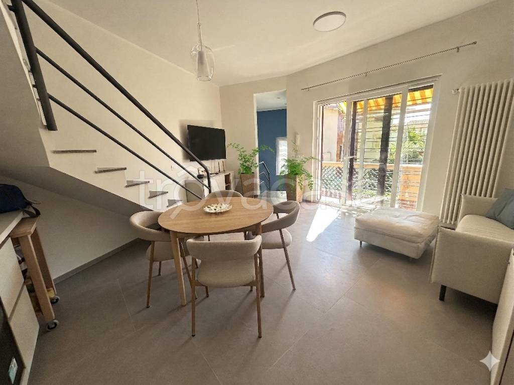 casa indipendente in affitto a Fiumicino in zona Fregene