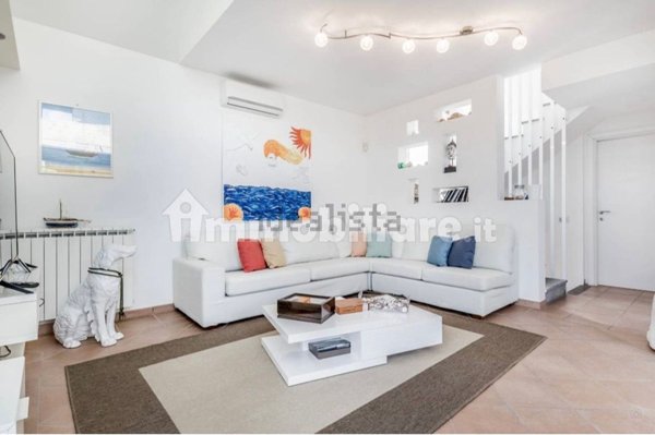 casa indipendente in affitto a Fiumicino in zona Fregene