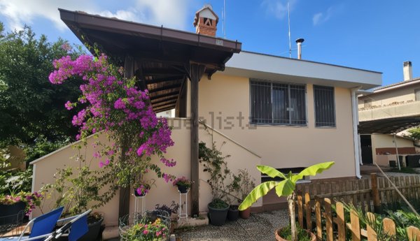casa indipendente in affitto a Fiumicino