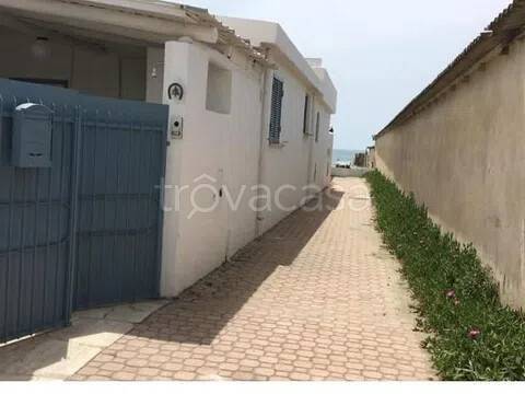casa indipendente in affitto a Fiumicino in zona Fregene
