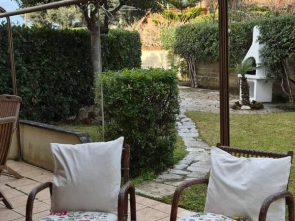 appartamento in affitto a Fiumicino in zona Fregene